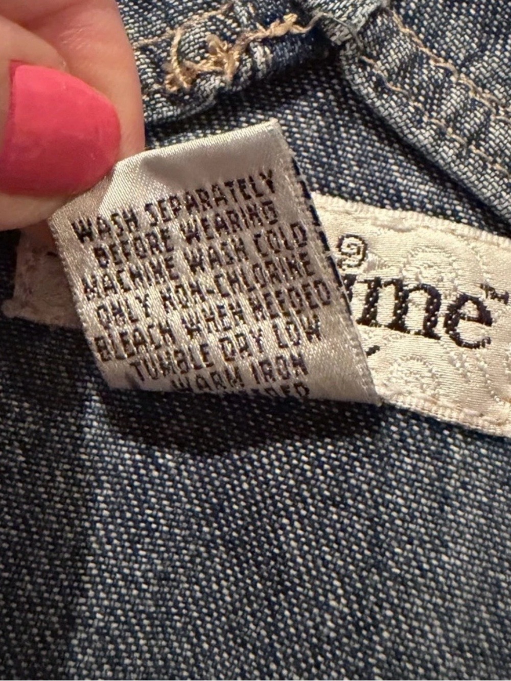 In Due Time Maternity Denim Short Overalls Size Medium Dark Blue - Picture 5 of 7